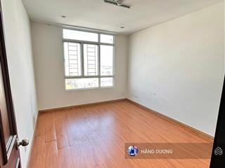 Bán căn hộ giai việt 2pn 2wc 115m2  sổ hồng  view nội khu hồ bơi hoặc view ngoại khu city  p5 q8