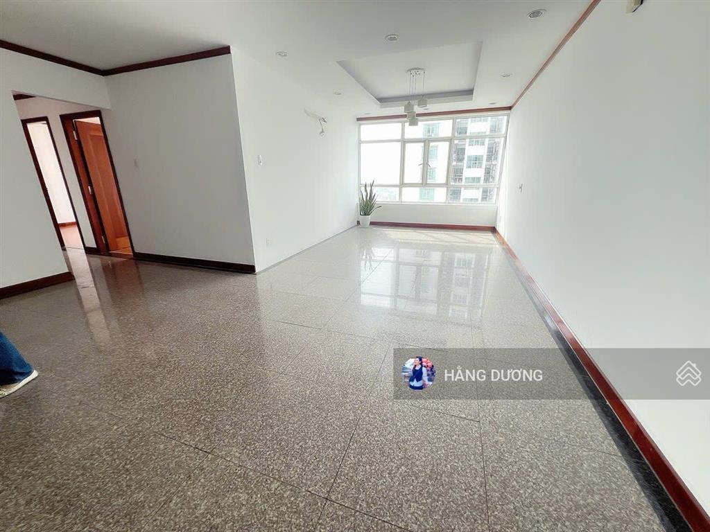 Bán căn hộ giai việt 2pn 2wc 115m2  sổ hồng  view nội khu hồ bơi hoặc view ngoại khu city  p5 q8