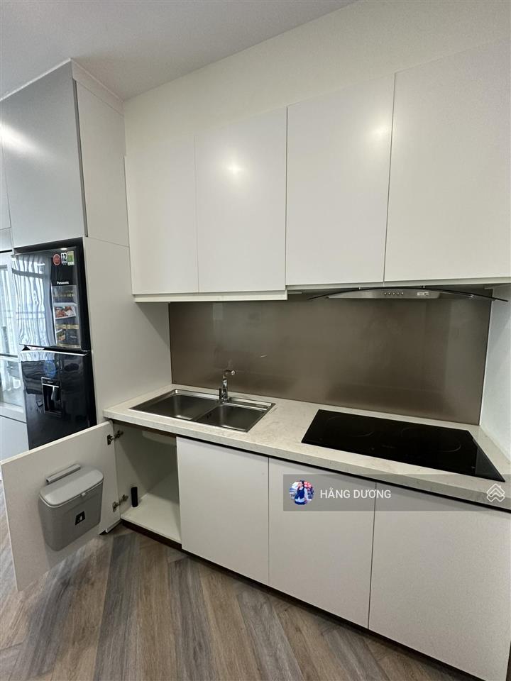 Cho thuê studio 32m2  central premium full nội thất. nhà đẹp xinh. giá chỉ 9tr. vị trí trung tâm