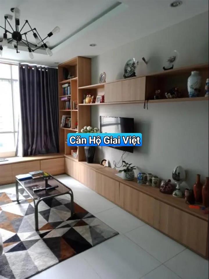 Bán gấp căn hộ giai việt 2pn 2wc 78m2 có sổ hồng. view đẹp thoáng mát, vị trí đắc địa cận trung tâm