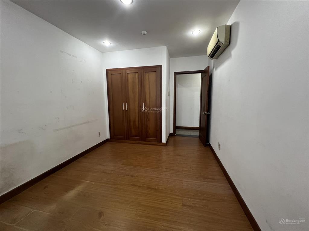 Giỏ hàng cho thuê căn hộ giai việt 3pn 2wc 150m2 giá 15tr/thang tạ quang bửu, p. chánh hưng tp.hcm