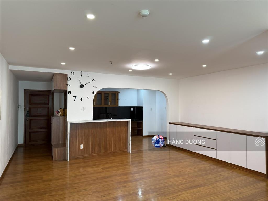 Bán hoàng anh giai việt 3pn 150m2  shr  view hồ bơi đẹp thoáng mát  nhà xinh giá tốt  có tttm