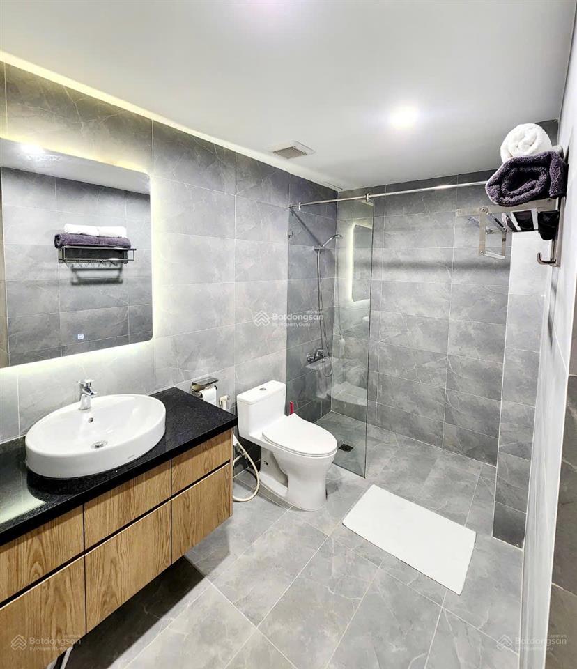 Căn hộ giai việt cần bán 2pn 2wc 115m2  sổ hồng vĩnh viễn, nhà đẹp thoáng mát, tiện ích đầy đủ