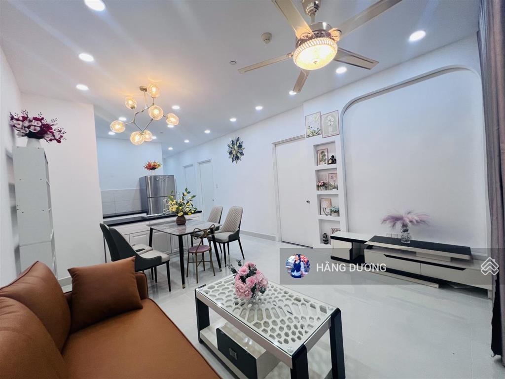Cho thuê ngắn hạn hoặc dài hạn căn hộ tara 3pn 2wc 90m2  fullnội thất  nhà đẹp  vị trí trung tâm