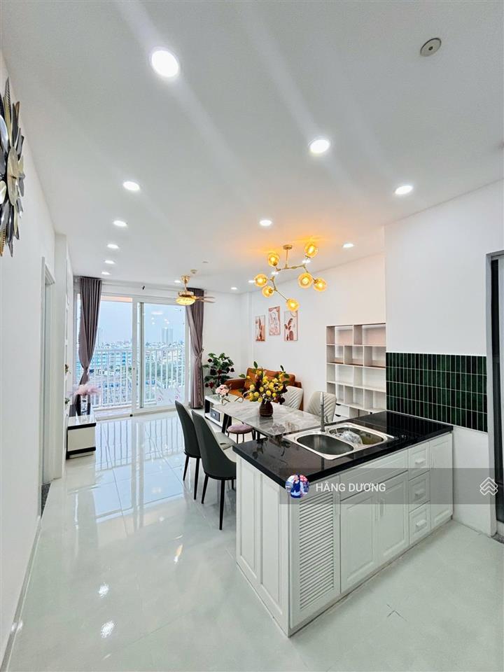 Cho thuê ngắn hạn hoặc dài hạn căn hộ tara 3pn 2wc 90m2  fullnội thất  nhà đẹp  vị trí trung tâm