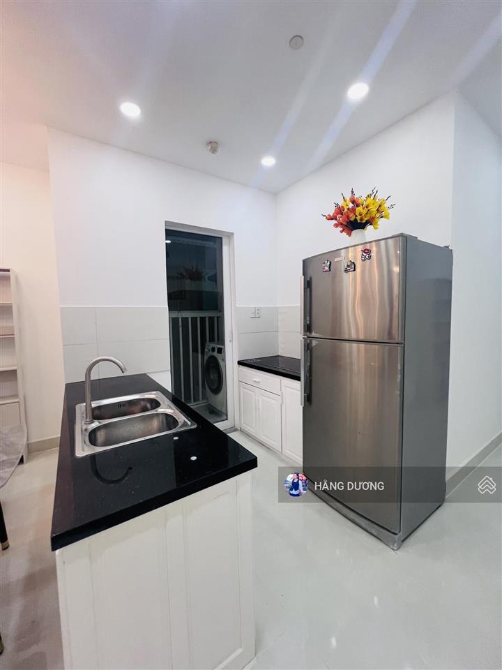 Cho thuê ngắn hạn hoặc dài hạn căn hộ tara 3pn 2wc 90m2  fullnội thất  nhà đẹp  vị trí trung tâm