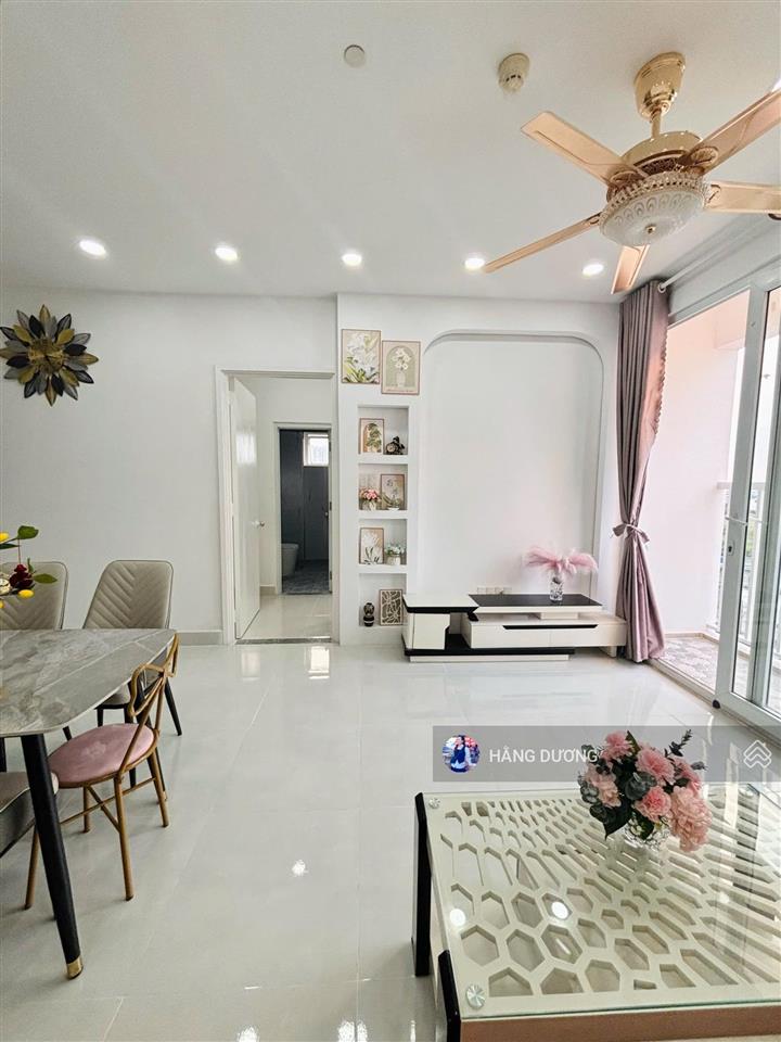 Cho thuê ngắn hạn hoặc dài hạn căn hộ tara 3pn 2wc 90m2  fullnội thất  nhà đẹp  vị trí trung tâm