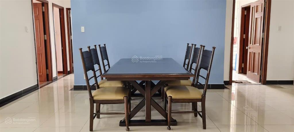 Cho thuê căn hộ giai việt 3pn3wc 150m2 nhận nhà ở ngay nhà đẹp view mát. giá tốt chỉ từ 15 triệu/th