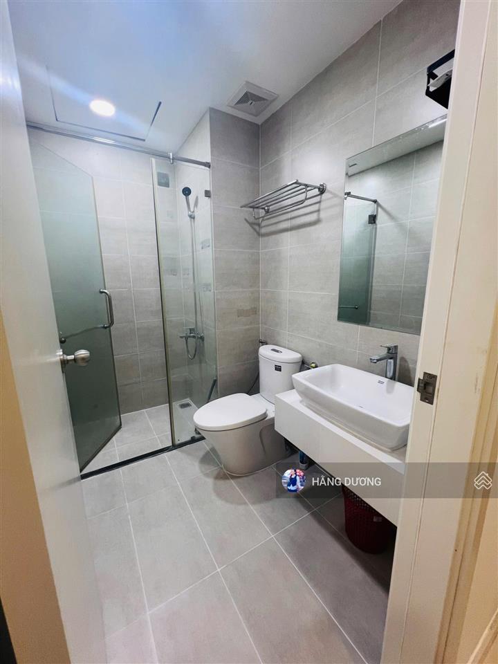 Cho thuê gấp căn hộ central premium 2pn 2wc  dt 70m2  nhà ntcb  nhà xinh view đẹp mát  ở ngay