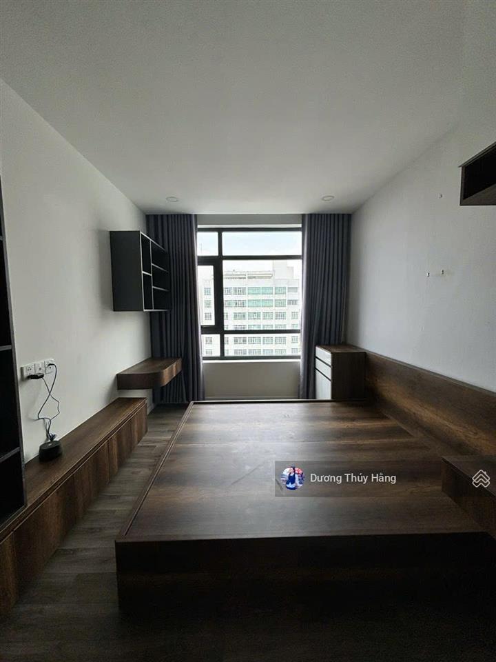 Cho thuê căn hộ central premium 2pn2wc ntcb 13tr  full nt 15tr. có trung tâm thương mại thuận tiện
