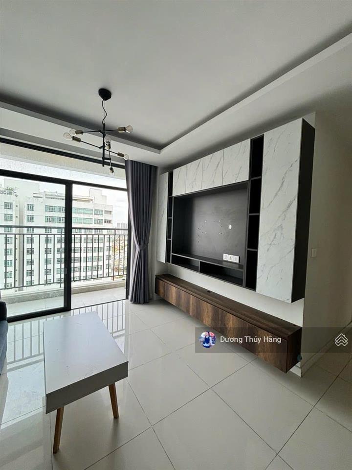 Cho thuê căn hộ central premium 2pn2wc ntcb 13tr  full nt 15tr. có trung tâm thương mại thuận tiện