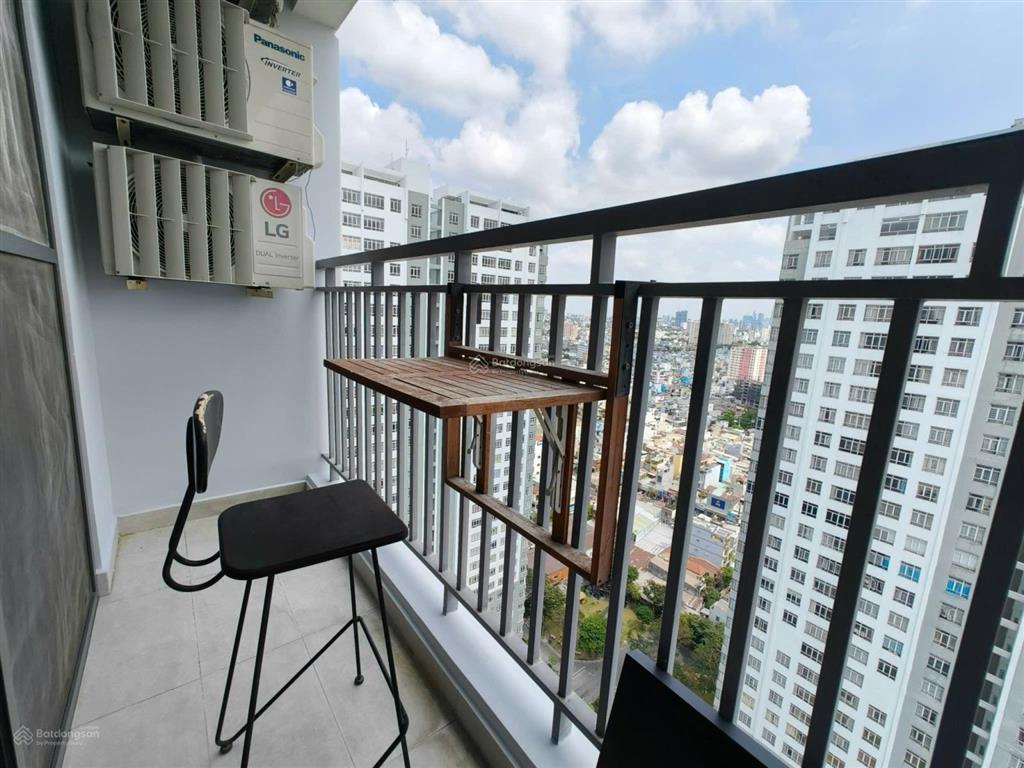 Cho thuê căn hộ central premium  2pn 1wc 60m2  full nội thất đẹp. tại tttm central mall p5 q8