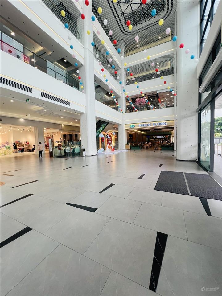 Bán penhouse góc cc giai việt, thiết kế thông 3 tầng, có sân vườn, dt siêu rộng, nhà đẹp view chuẩn