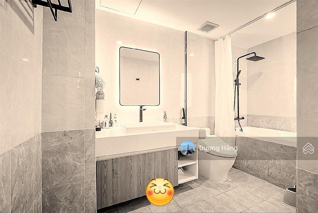 Căn hộ giai việt cần bán. 3pn 2wc 150m2 nhà đẹp view thoáng mát  có sổ hồng  vị trí trung tâm