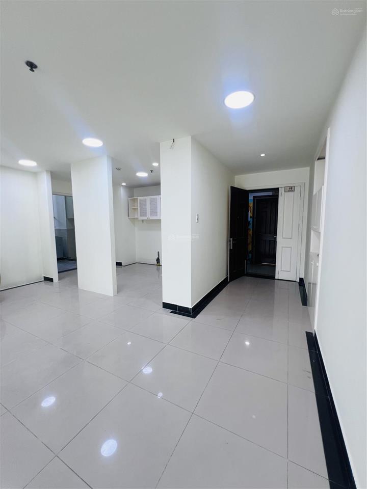 Bán căn hộ góc giai việt thuộc tầng trệt, view mặt nội khu siêu hiếm, thuận tiện có thể kinh doanh