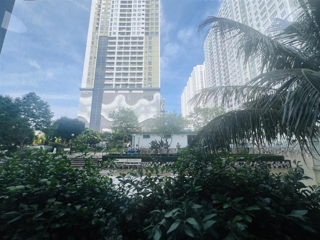 Bán căn hộ góc giai việt thuộc tầng trệt, view mặt nội khu siêu hiếm, thuận tiện có thể kinh doanh