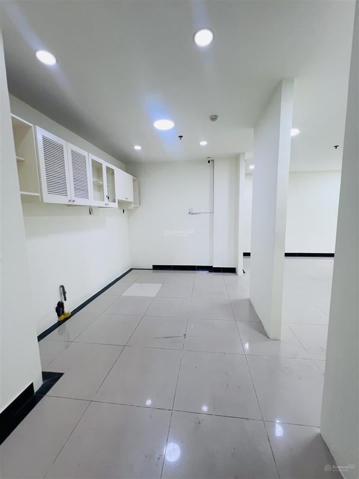 Bán căn hộ góc giai việt thuộc tầng trệt, view mặt nội khu siêu hiếm, thuận tiện có thể kinh doanh