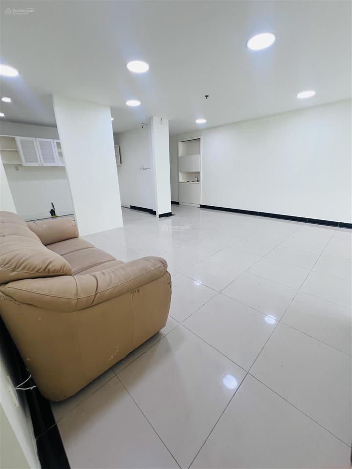 Bán căn hộ góc giai việt thuộc tầng trệt, view mặt nội khu siêu hiếm, thuận tiện có thể kinh doanh
