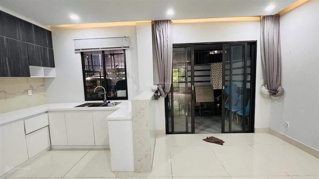 Cho thuê nhà phố camellia, khu compound an ninh