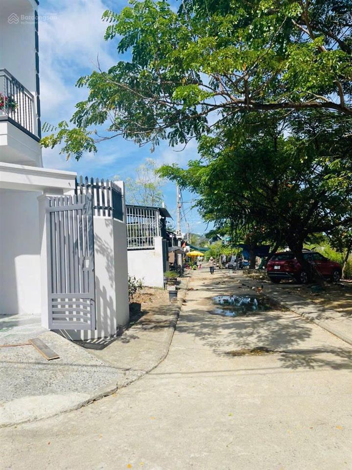 Bán căn góc mặt tiền tái định cư đất lành 2 tầng chỉ 3,8 tỷ bao sổ