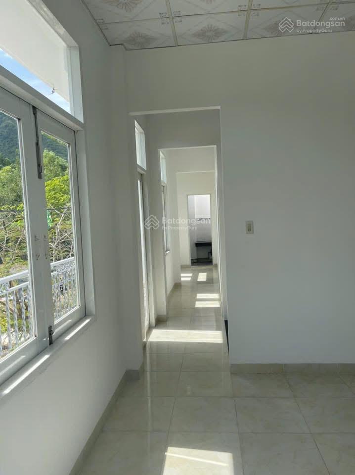 Bán căn góc mặt tiền tái định cư đất lành 2 tầng chỉ 3,8 tỷ bao sổ