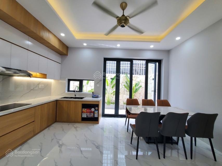 Bán nhà mới gói 8 capella full nội thất cao cấp giá 8,3 tỷ có dòng tiền 25tr/ tháng