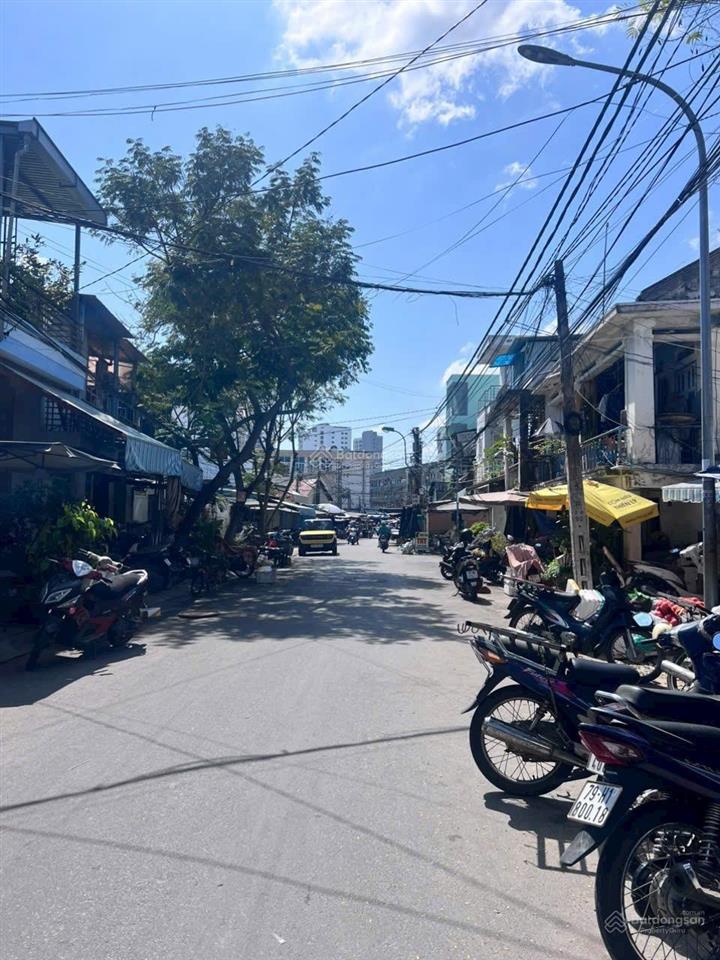 Bán nhà trung tâm nha trang đường vạn hoà chợ đầm nha trang cách biển 500m chỉ 8,8 tỷ kinh doanh