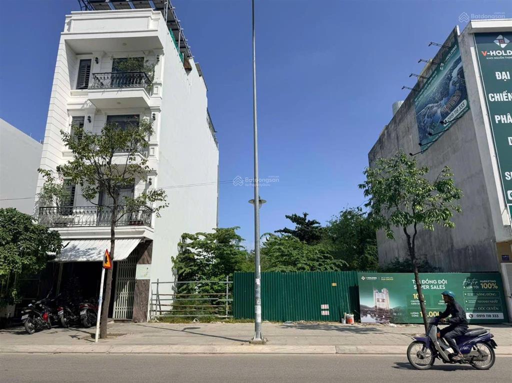 Bán đất khu đô thị hà quang 1 mặt tiền đường số 4 thích quảng đức đối diện ngân hàng vietcombank