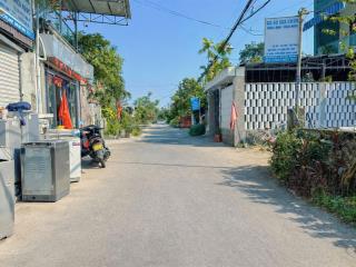 Chính chủ bán lô đất 180m2 điện ngọc đà nẵng gần fpt trục kinh doanh đừờng 5m. khu dân cư sầm uất