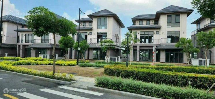 Biệt thự song lập 200m gs nhà bè, vị trí đẹp, tiềm năng tăng giá , giá 26,4 tỷ.  0909 209 *** thảo