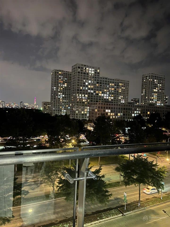 Bán nhanh urban hill 2pn 2vs, dt 78m, giá 6,8 tỷ