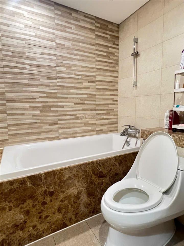 Bán nhanh urban hill 2pn 2vs, dt 78m, giá 6,8 tỷ