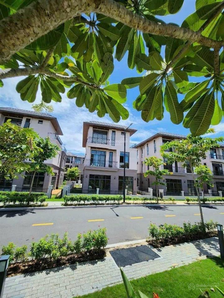 Bán biệt thự song lập 162m gs nhà bè | sổ hồng | 22 tỷ.  0909 209 *** thảo phạm
