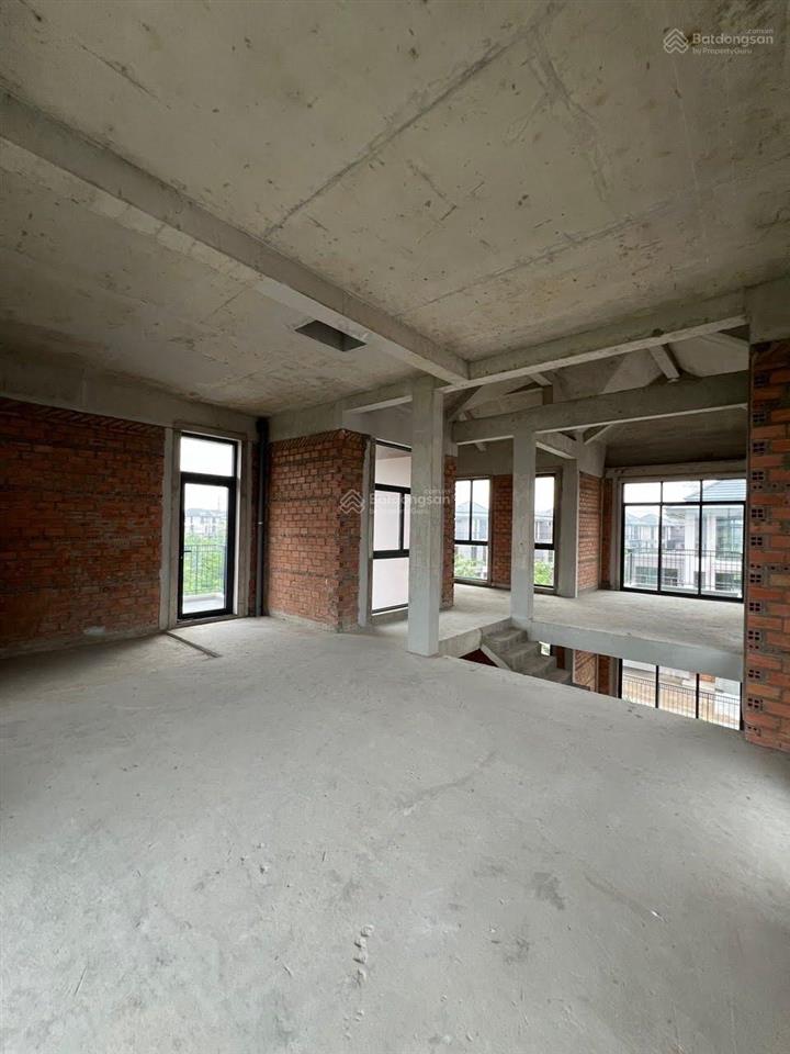 Bán biệt thự đơn lập 250m(12,5*20) gs nhà bè, giá 33 tỷ.  0909 209 *** thảo phạm