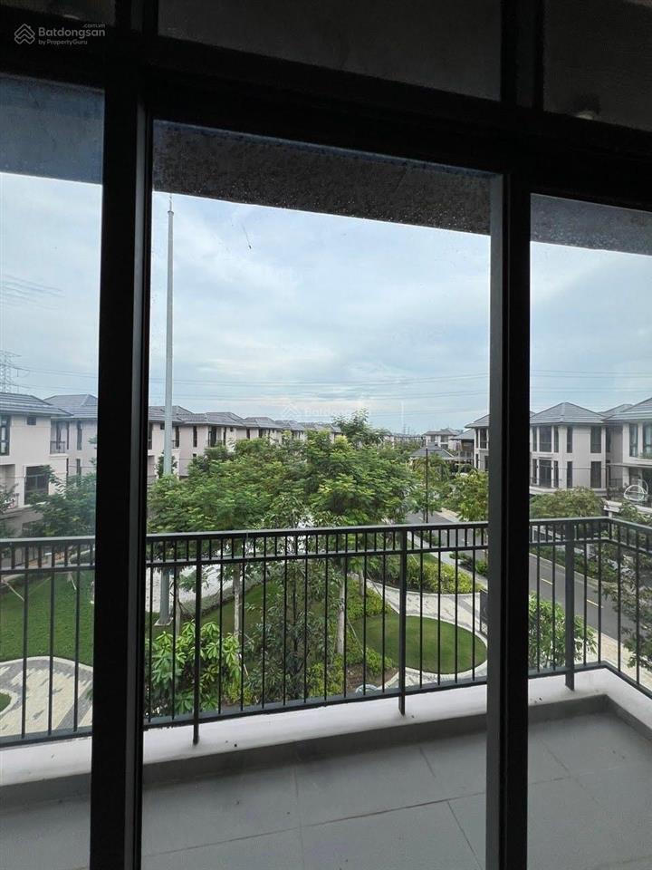 Bán biệt thự đơn lập 250m(12,5*20) gs nhà bè, giá 33 tỷ.  0909 209 *** thảo phạm