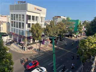 Bán nhà mặt tiền lô góc tôn đức thắng sổ hoàn công cách lotte 200m