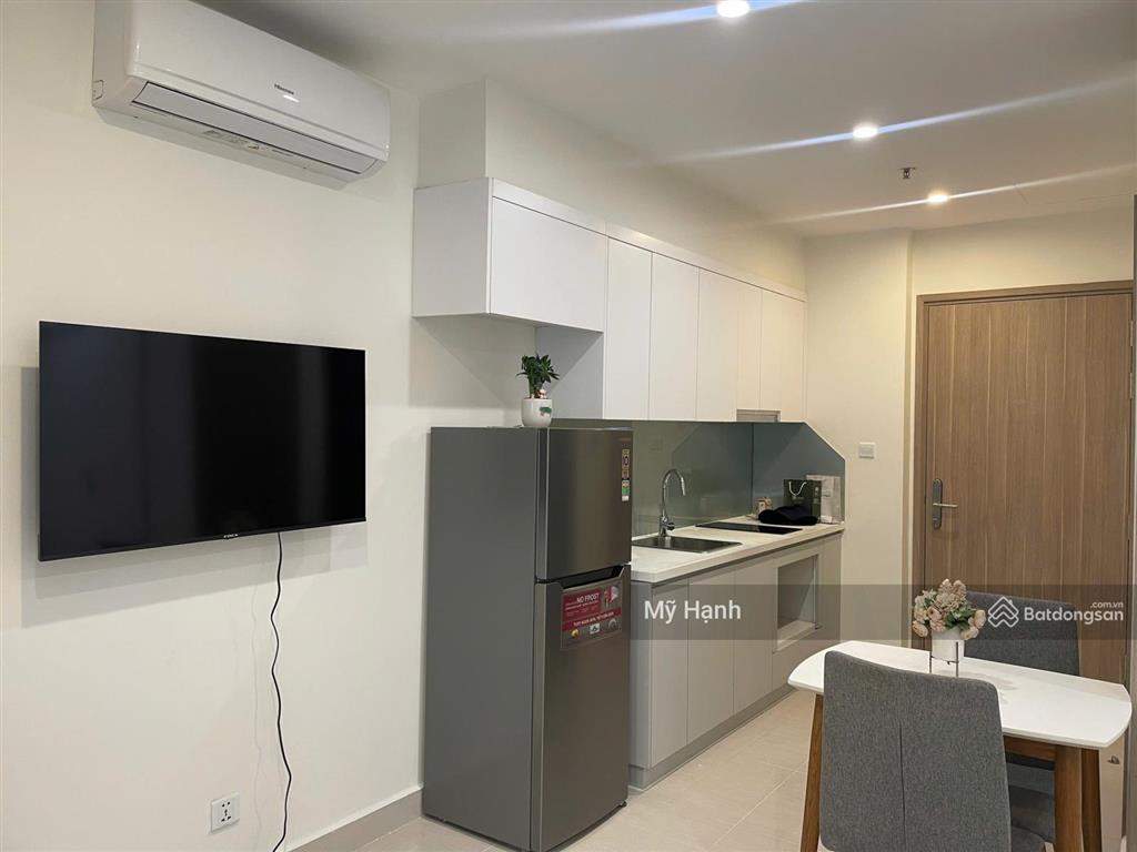 Ngộp bank cần bán căn hộ studio ban công đn, giá 2 tỷ, vinhomes ocean park