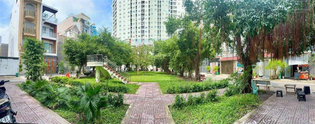 Đường 10m khu tô hiệu 4.6x21m cấp 4 giá 9.9 tỷ