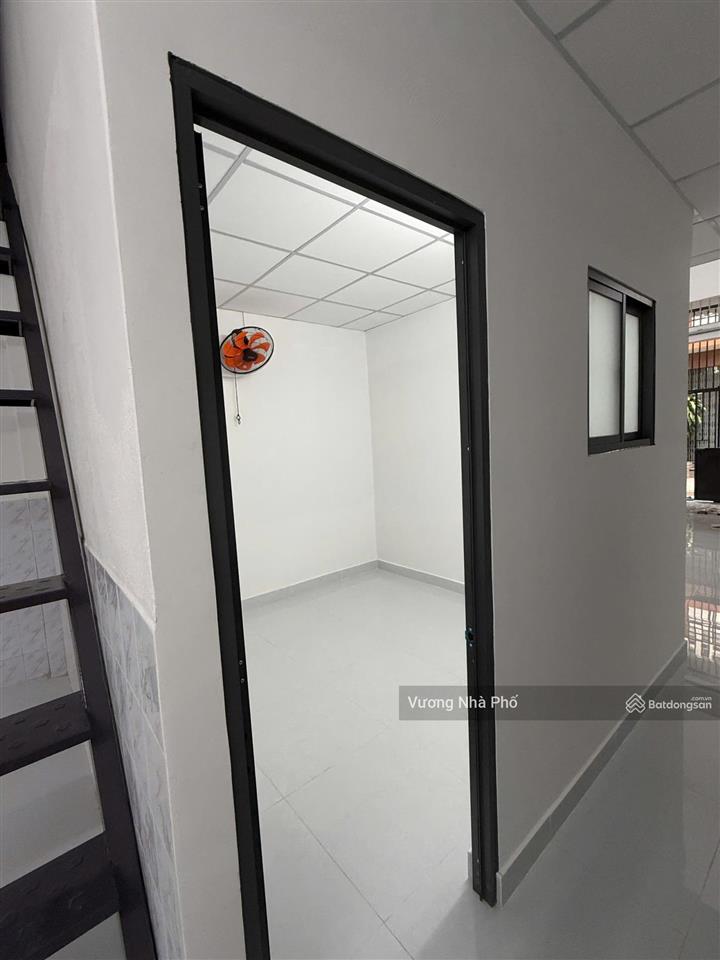 Hẻm 6m vườn lài 4x16m 1 gác lửng 2 phòng 10tr/th
