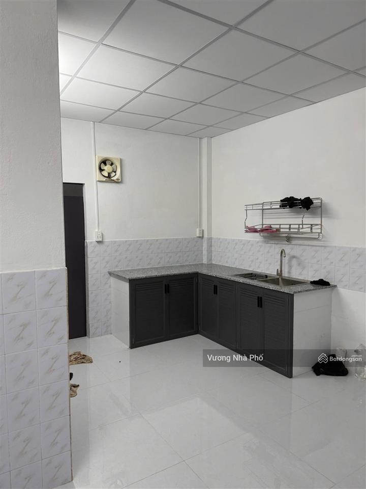 Hẻm 6m vườn lài 4x16m 1 gác lửng 2 phòng 10tr/th
