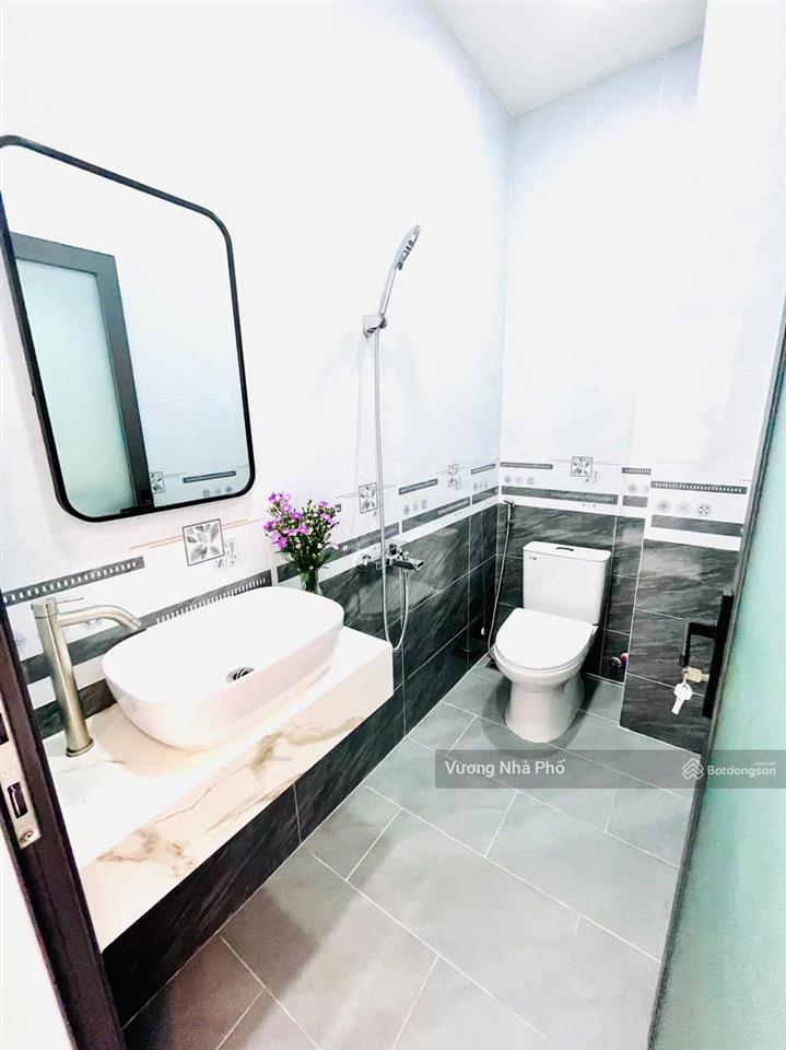Hẻm 4m phú thọ hoà 3.6x11m 2 lầu đúc 6,5 tỷ sát luỹ bán bích