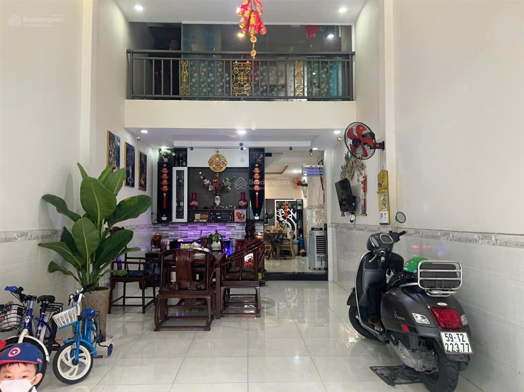 Mặt tiền khu gần aeon 4x15m gác lửng 5,85 tỷ