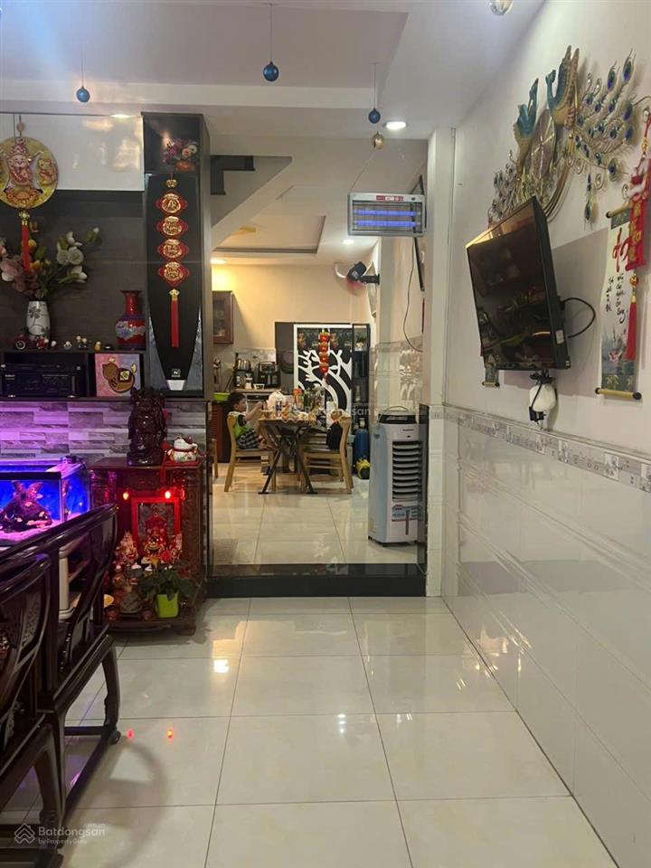 Mặt tiền khu gần aeon 4x15m gác lửng 5,85 tỷ
