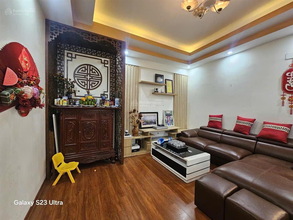 Bán căn hộ 3 phòng ngủ tại chung cư ct2 xa la 103m2 sổ đỏ giá hơn 6 tỷ.  0878 800 ***