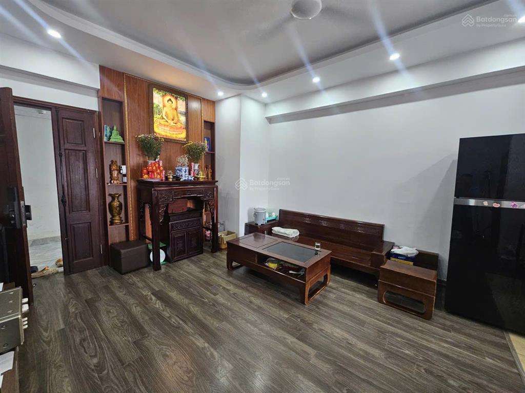 Bán nhanh căn 2 ngủ, 2vs, sổ đổ ct4 xa la hà đông giá 4.x tỷ  em định 0878 800 ***