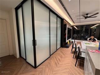 Bán 3 phòng ngủ tại chung cư tsq, mỗ lao hà đông, 122m, sổ đỏ, giá 8.x tỷ.  0878 800 ***