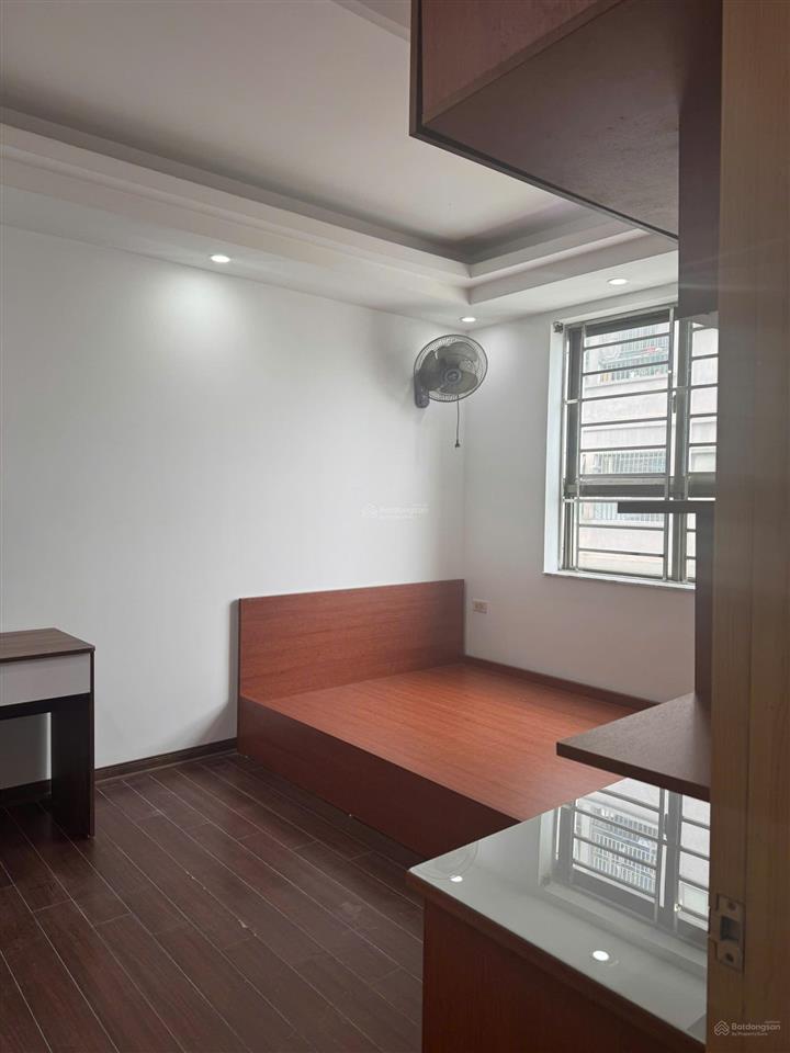 Bán căn 2 ngủ 69m bc đông nam , full nội thất như hình giá hơn 4 tỷ  em định 0878 800 ***