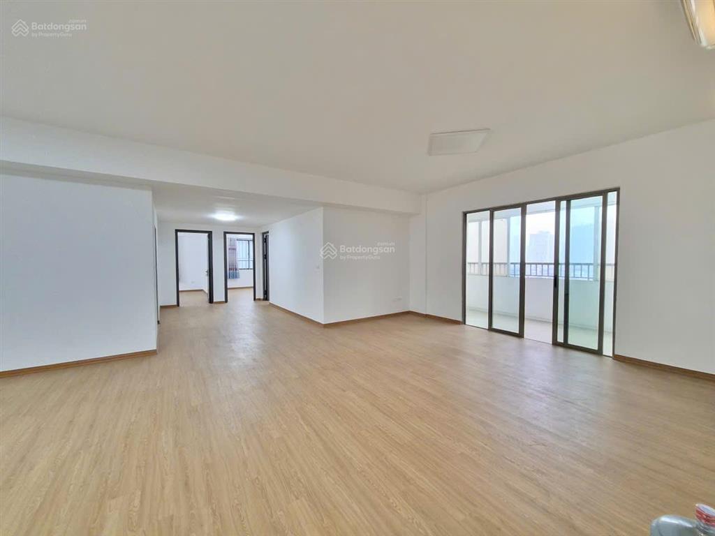 Bán căn hộ 3 ngủ 154m tại 131 trần phú, hà đông, nội thất cơ bản giá 9 tỷ  0878 800 ***