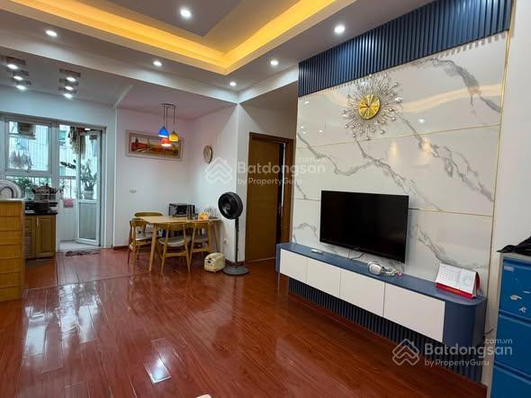 Bán căn hộ góc ct5 kđt xa la  68m²  2 ngủ 2 wc  tầng đẹp  giá chỉ 4,2 tỷ thương lượng