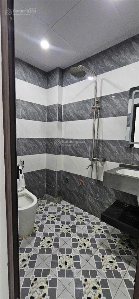 Chính chủ bán nhà tổ 12 mậu lương, hà đông, 34m2, sổ đỏ, giá 6.4 tỷ.  0878 800 ***